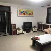 芙蓉路（育才小学对面）运输公司楼房出租